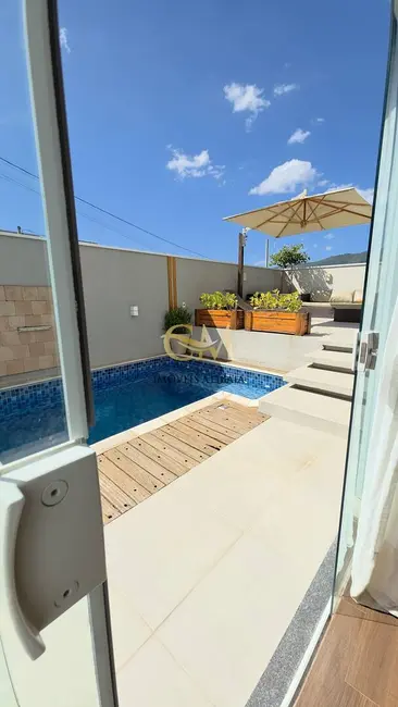 Foto 1 de Casa com 3 quartos à venda, 150m2 em Jardim Jaraguá, Atibaia - SP
