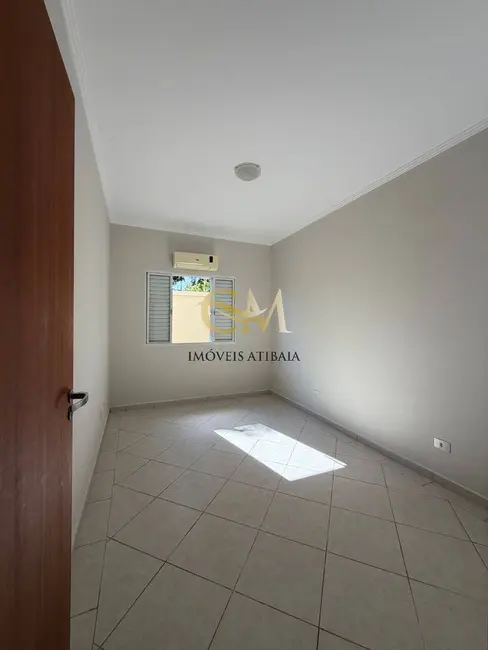 Casa de Condomínio com 3 quartos à venda, 336m2 em Jardim Santa Bárbara, Atibaia - SP - imagem 7 Foto 7 de Casa de Condomínio com 3 quartos à venda, 336m2 em Jardim Santa Bárbara, Atibaia - SP