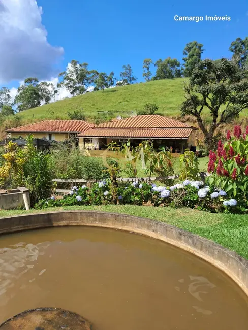 Foto 1 de Sítio / Rancho com 4 quartos à venda, 72000m2 em Joanopolis - SP