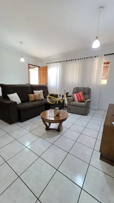 Casa com 2 quartos à venda, 177m2 em Jardim Alvinópolis, Atibaia - SP - imagem 4 Foto 4 de Casa com 2 quartos à venda, 177m2 em Jardim Alvinópolis, Atibaia - SP