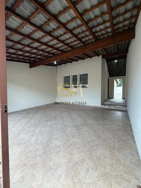 Foto 1 de Casa com 2 quartos para alugar, 150m2 em Centro, Atibaia - SP
