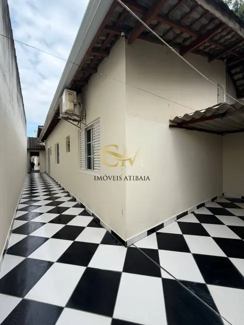 Foto 3 de Casa com 2 quartos para alugar, 150m2 em Centro, Atibaia - SP