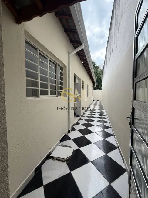 Foto 2 de Casa com 2 quartos para alugar, 150m2 em Centro, Atibaia - SP