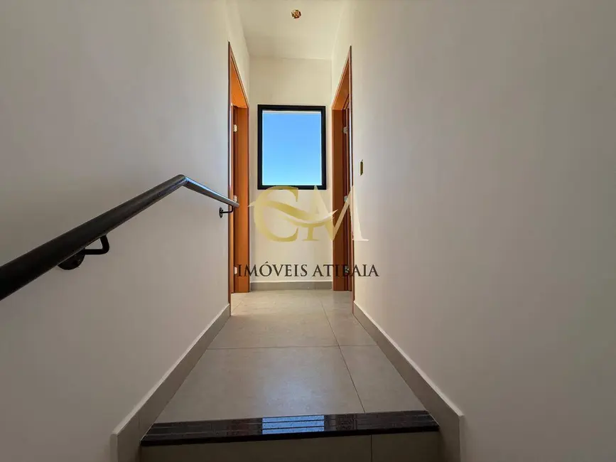 Casa com 2 quartos à venda, 104m2 em Jardim Santo Antônio, Atibaia - SP - imagem 6 Foto 6 de Casa com 2 quartos à venda, 104m2 em Jardim Santo Antônio, Atibaia - SP