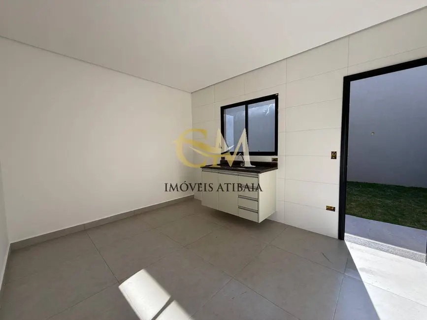 Casa com 2 quartos à venda, 104m2 em Jardim Santo Antônio, Atibaia - SP - imagem 3 Foto 3 de Casa com 2 quartos à venda, 104m2 em Jardim Santo Antônio, Atibaia - SP