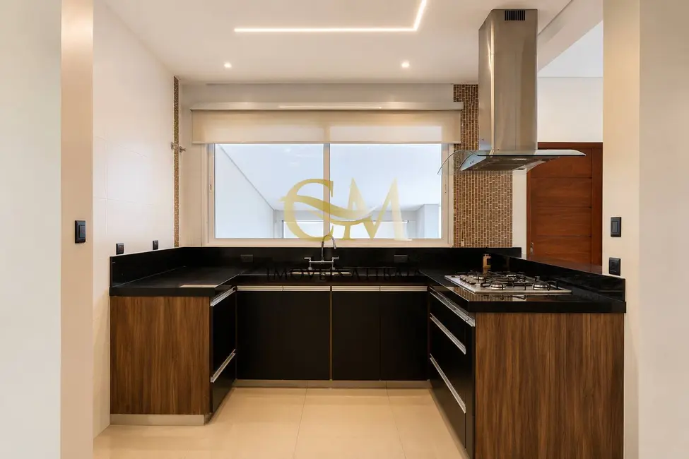 Foto 3 de Casa com 2 quartos à venda, 175m2 em Nova Cerejeira, Atibaia - SP