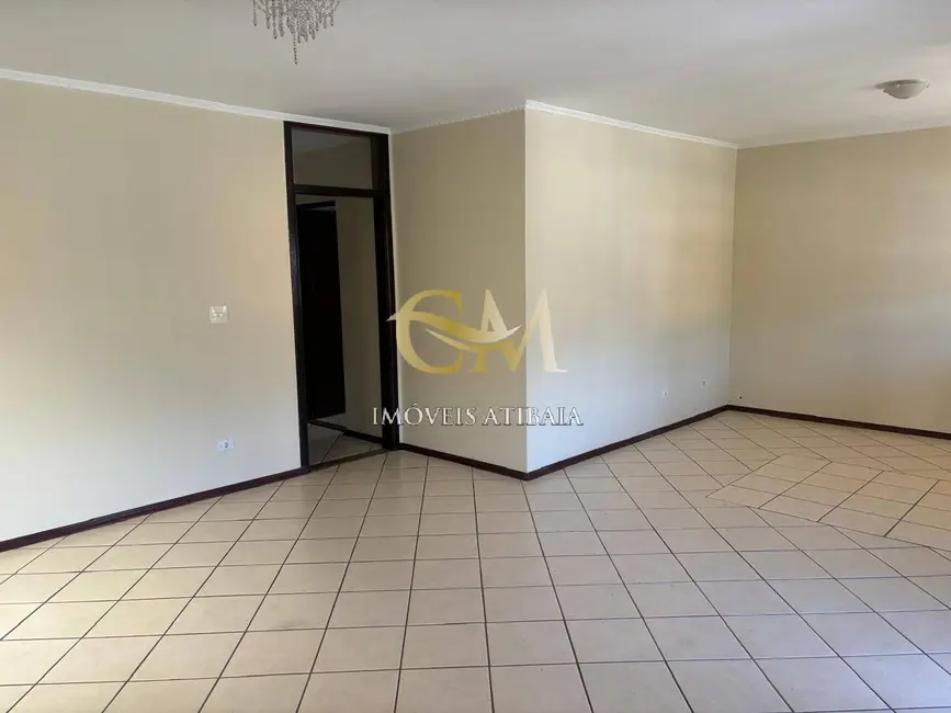 Foto 4 de Casa com 3 quartos para alugar, 300m2 em Jardim Maristela, Atibaia - SP