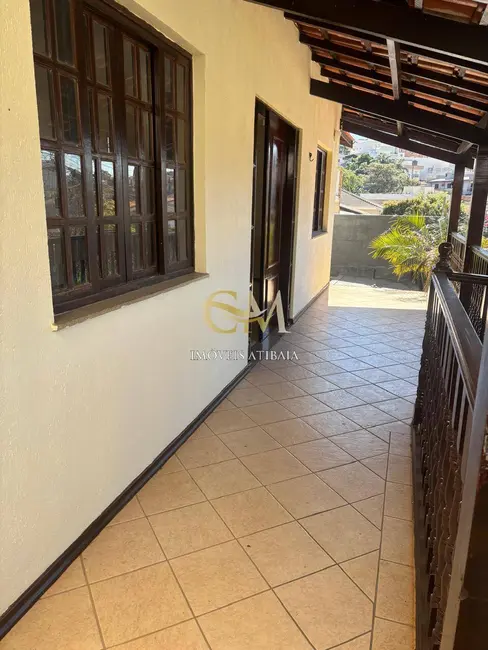 Foto 8 de Casa com 3 quartos para alugar, 300m2 em Jardim Maristela, Atibaia - SP