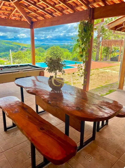 Foto 2 de Casa com 4 quartos à venda, 2200m2 em Chácaras Fernão Dias, Atibaia - SP