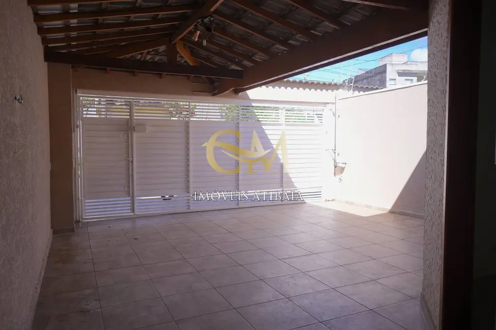 Casa com 3 quartos à venda e para alugar, 116m2 em Jardim América, Atibaia - SP - imagem 2 Foto 2 de Casa com 3 quartos à venda e para alugar, 116m2 em Jardim América, Atibaia - SP