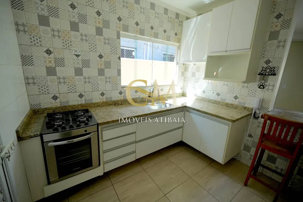 Casa com 3 quartos à venda e para alugar, 116m2 em Jardim América, Atibaia - SP - imagem 4 Foto 4 de Casa com 3 quartos à venda e para alugar, 116m2 em Jardim América, Atibaia - SP