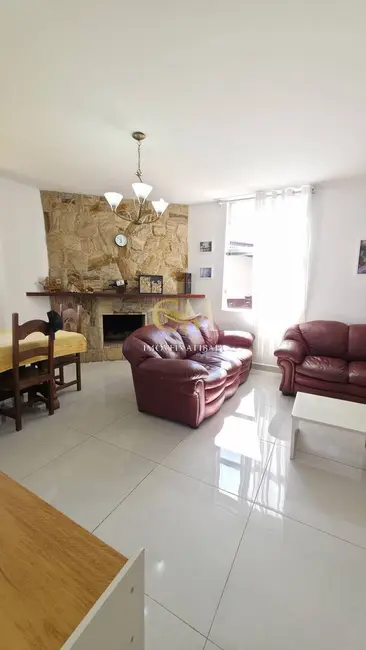 Casa com 4 quartos à venda, 550m2 em Recreio Maristela, Atibaia - SP - imagem 9 Foto 9 de Casa com 4 quartos à venda, 550m2 em Recreio Maristela, Atibaia - SP