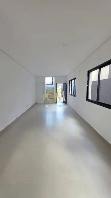 Foto 4 de Casa com 3 quartos à venda e para alugar, 125m2 em Vila Petrópolis, Atibaia - SP