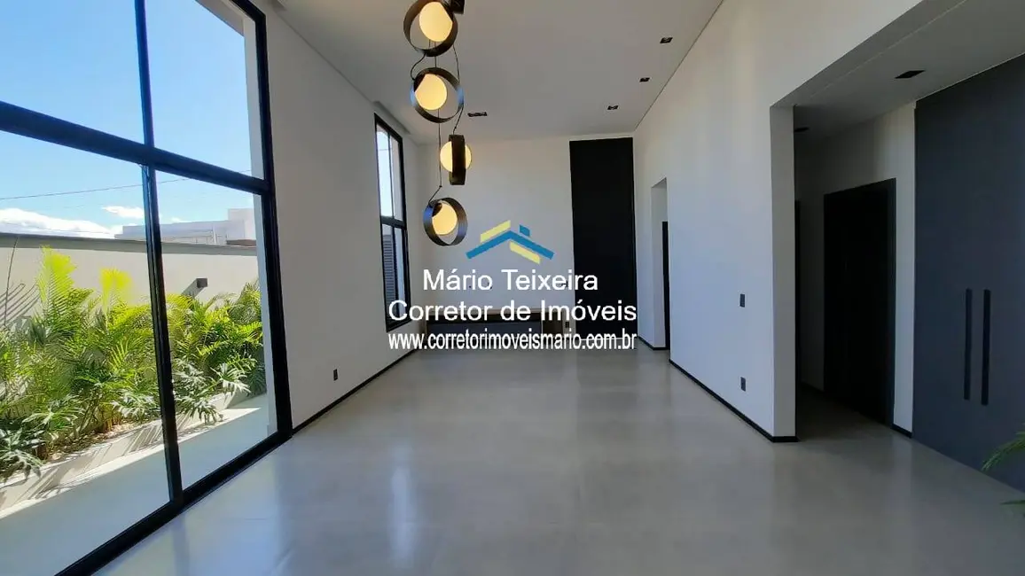 Foto 2 de Casa de Condomínio com 3 quartos à venda, 175m2 em Sao Jose Dos Campos - SP