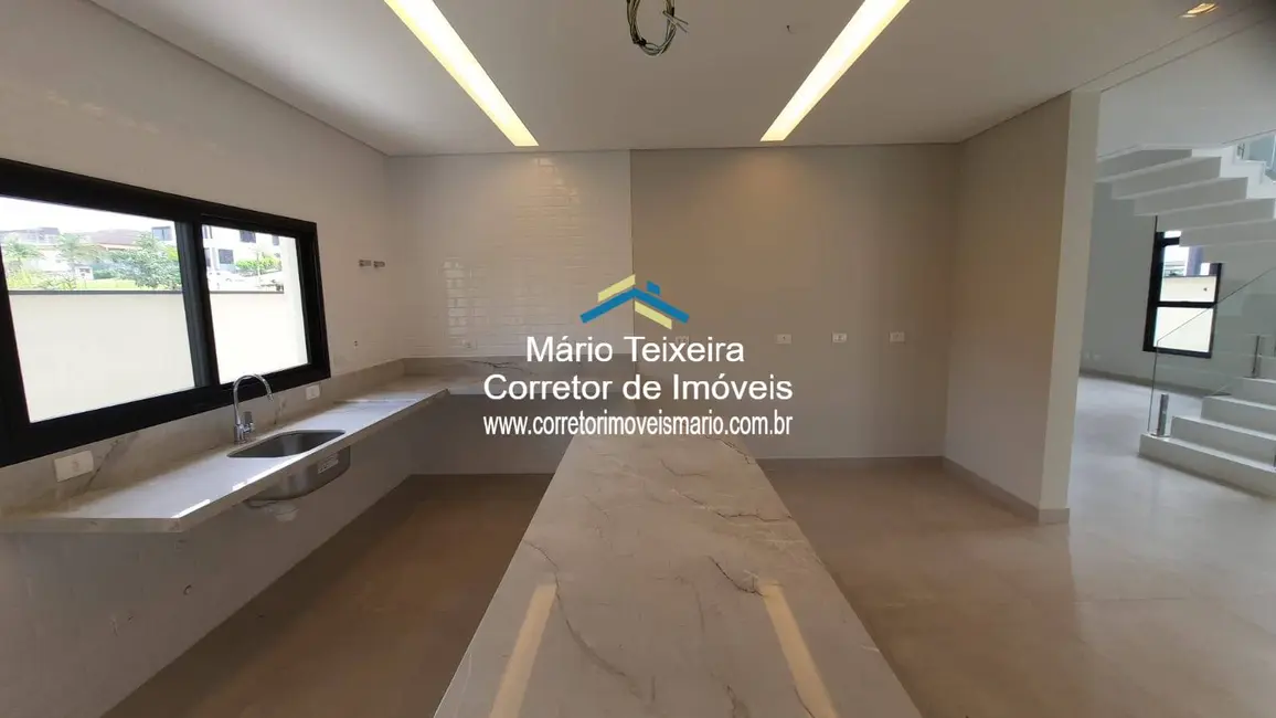 Casa de Condomínio com 4 quartos à venda, 360m2 em Sao Jose Dos Campos - SP - imagem 9 Foto 9 de Casa de Condomínio com 4 quartos à venda, 360m2 em Sao Jose Dos Campos - SP