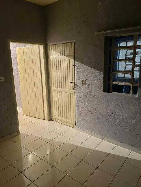 Foto 2 de Casa com 1 quarto para alugar, 50m2 em Vila Anastácio, São Paulo - SP