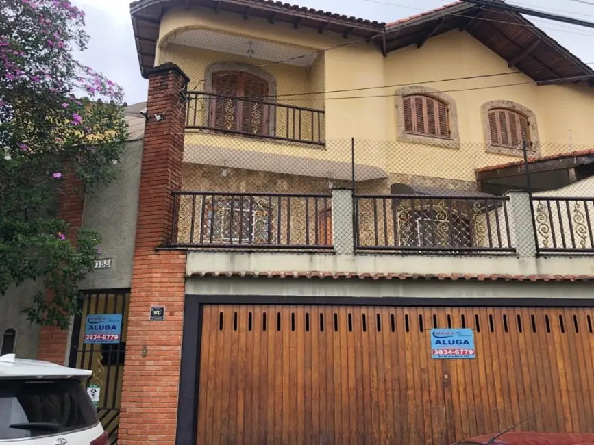 Foto 1 de Casa com 3 quartos para alugar, 150m2 em Parque São Domingos, São Paulo - SP