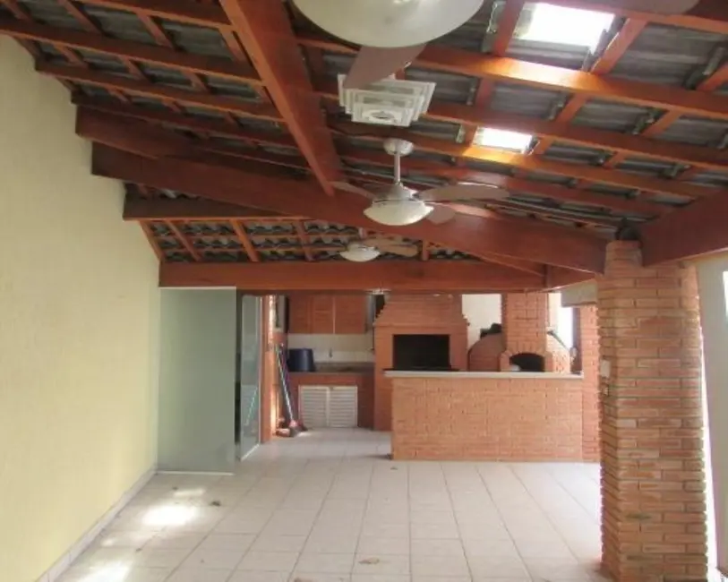Foto 1 de Casa com 4 quartos à venda, 300m2 em Parque São Domingos, São Paulo - SP