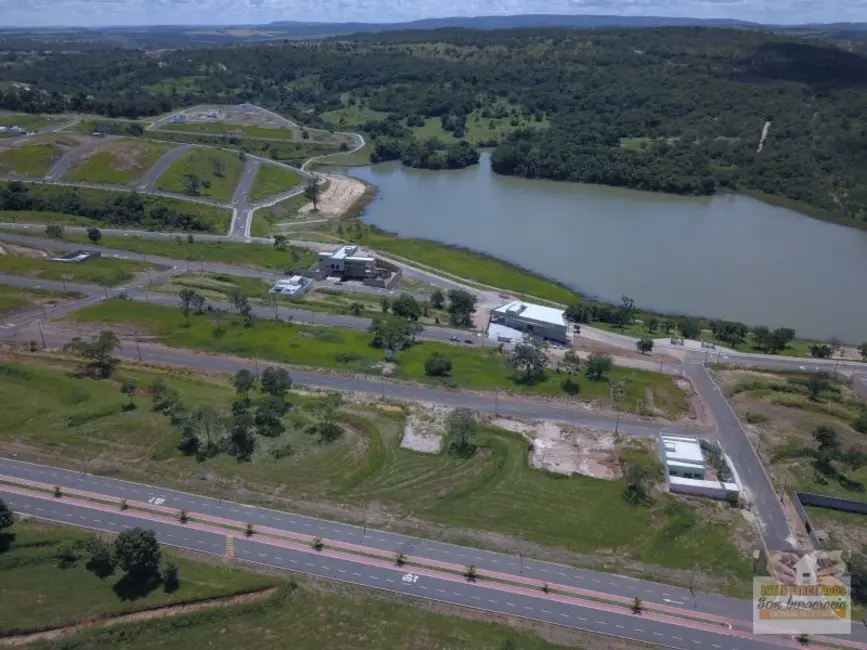 Terreno / Lote à venda, 300m2 em Caldas Novas - GO - imagem 3 Foto 3 de Terreno / Lote à venda, 300m2 em Caldas Novas - GO