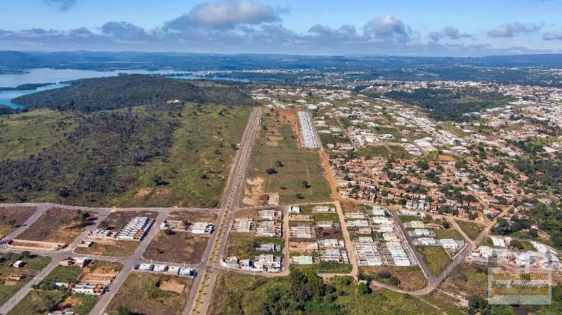 Foto 1 de Terreno / Lote à venda, 360m2 em Caldas Novas - GO