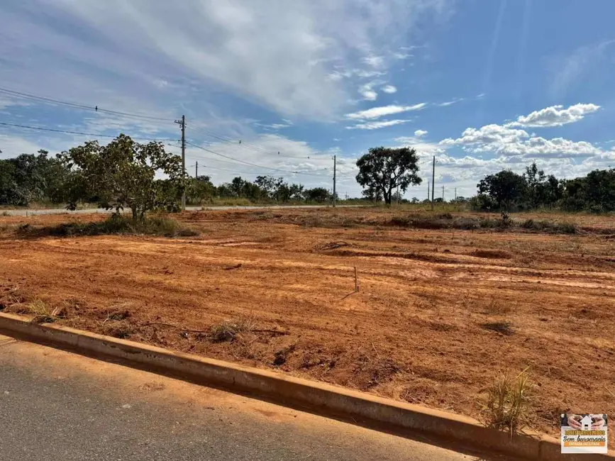 Foto 1 de Terreno / Lote à venda, 180m2 em Caldas Novas - GO