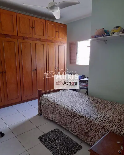 Sobrado com 4 quartos à venda, 125m2 em Centro, Indaiatuba - SP - imagem 8 Foto 8 de Sobrado com 4 quartos à venda, 125m2 em Centro, Indaiatuba - SP