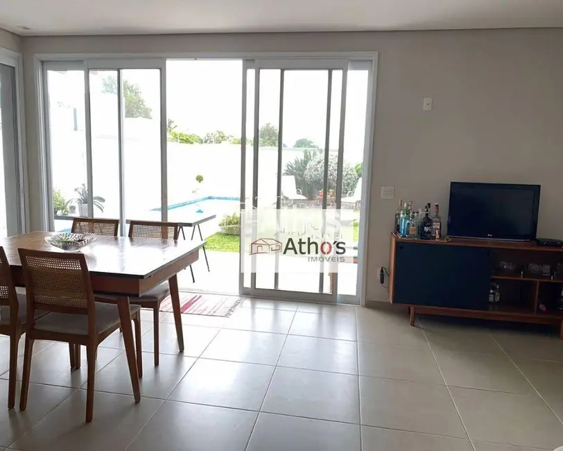 Sobrado com 3 quartos à venda e para alugar, 300m2 em Jardim Residencial Terra Nobre, Indaiatuba - SP - imagem 9 Foto 9 de Sobrado com 3 quartos à venda e para alugar, 300m2 em Jardim Residencial Terra Nobre, Indaiatuba - SP