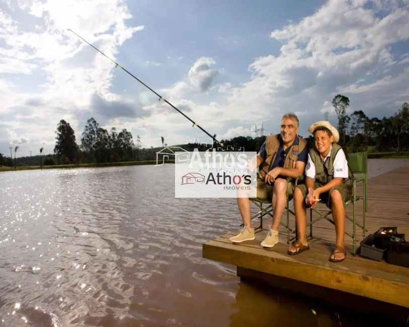 Foto 1 de Terreno / Lote à venda, 450m2 em Pardinho - SP
