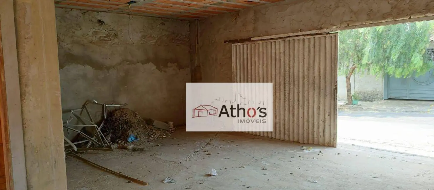 Foto 2 de Sobrado com 4 quartos à venda, 200m2 em Elias Fausto - SP