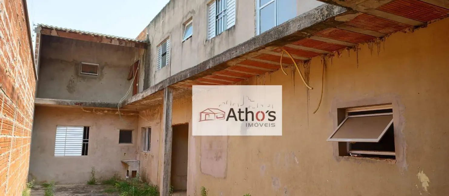 Foto 3 de Sobrado com 4 quartos à venda, 200m2 em Elias Fausto - SP