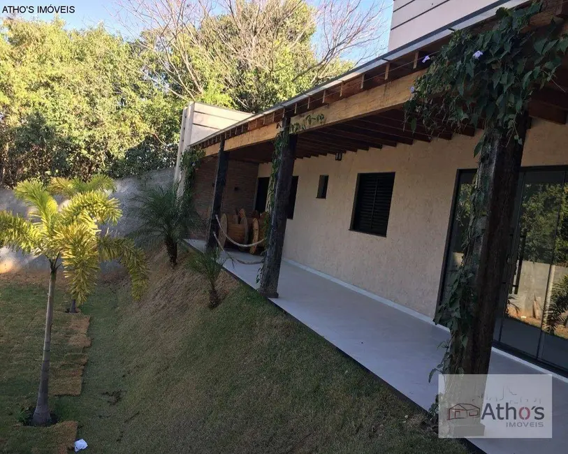 Foto 2 de Chácara com 3 quartos à venda e para alugar, 1000m2 em Loteamento Aldrovândia Gleba 2, Indaiatuba - SP