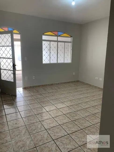 Foto 6 de Casa com 2 quartos para alugar, 200m2 em Jardim do Sol, Indaiatuba - SP