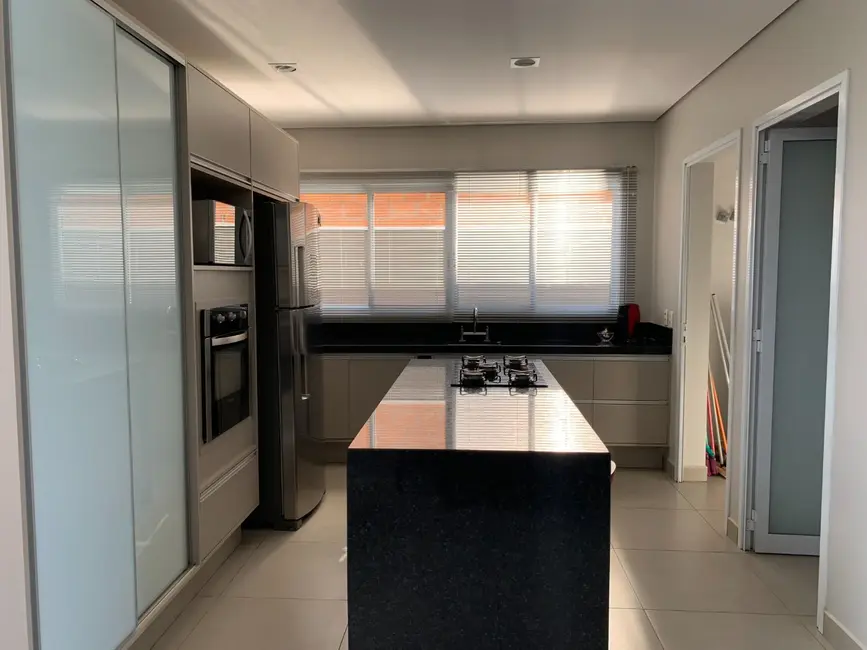 Foto 9 de Sobrado com 3 quartos à venda, 311m2 em Jardim Residencial Terra Nobre, Indaiatuba - SP