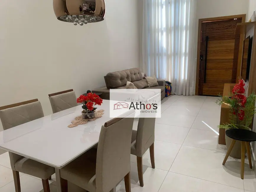 Casa de Condomínio com 3 quartos à venda, 205m2 em Indaiatuba - SP - imagem 4 Foto 4 de Casa de Condomínio com 3 quartos à venda, 205m2 em Indaiatuba - SP