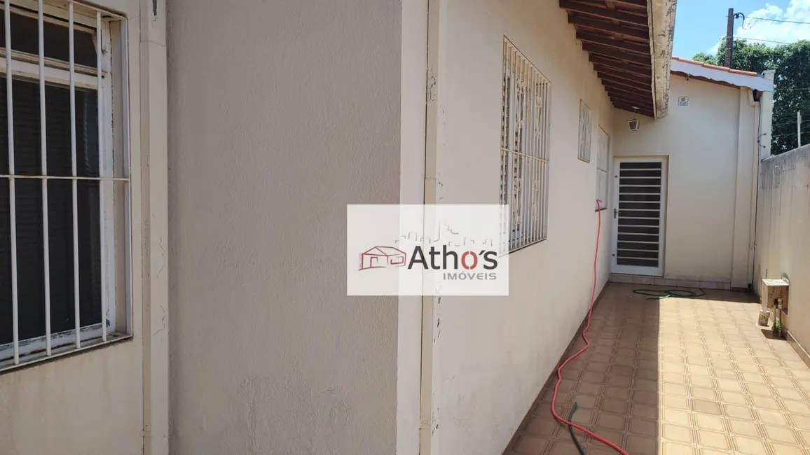 Casa com 3 quartos à venda e para alugar, 182m2 em Centro, Indaiatuba - SP - imagem 4 Foto 4 de Casa com 3 quartos à venda e para alugar, 182m2 em Centro, Indaiatuba - SP