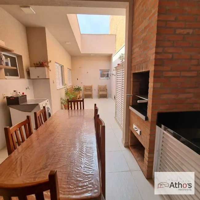 Casa com 2 quartos à venda, 150m2 em Indaiatuba - SP - imagem 1 Foto 1 de Casa com 2 quartos à venda, 150m2 em Indaiatuba - SP