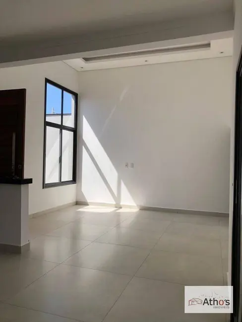 Foto 1 de Casa com 3 quartos à venda, 150m2 em Indaiatuba - SP