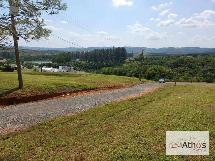 Foto 1 de Terreno / Lote à venda, 450m2 em Pardinho - SP
