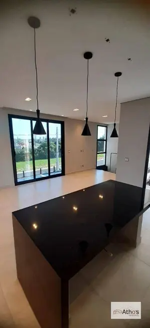 Casa de Condomínio com 3 quartos à venda, 208m2 em Jardim Doutor Carlos Augusto de Camargo Andrade, Indaiatuba - SP - imagem 4 Foto 4 de Casa de Condomínio com 3 quartos à venda, 208m2 em Jardim Doutor Carlos Augusto de Camargo Andrade, Indaiatuba - SP