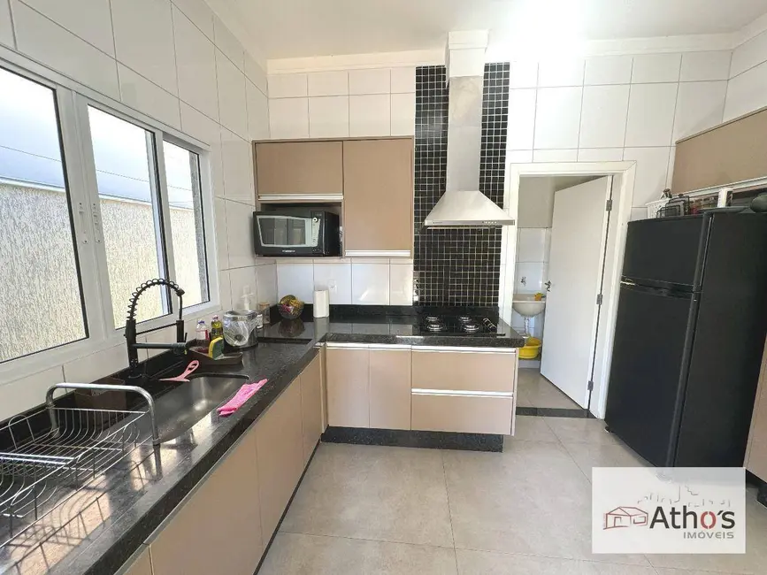 Casa de Condomínio com 3 quartos à venda, 300m2 em Conjunto Habitacional Etheocle Turrini, Aracatuba - SP - imagem 9 Foto 9 de Casa de Condomínio com 3 quartos à venda, 300m2 em Conjunto Habitacional Etheocle Turrini, Aracatuba - SP