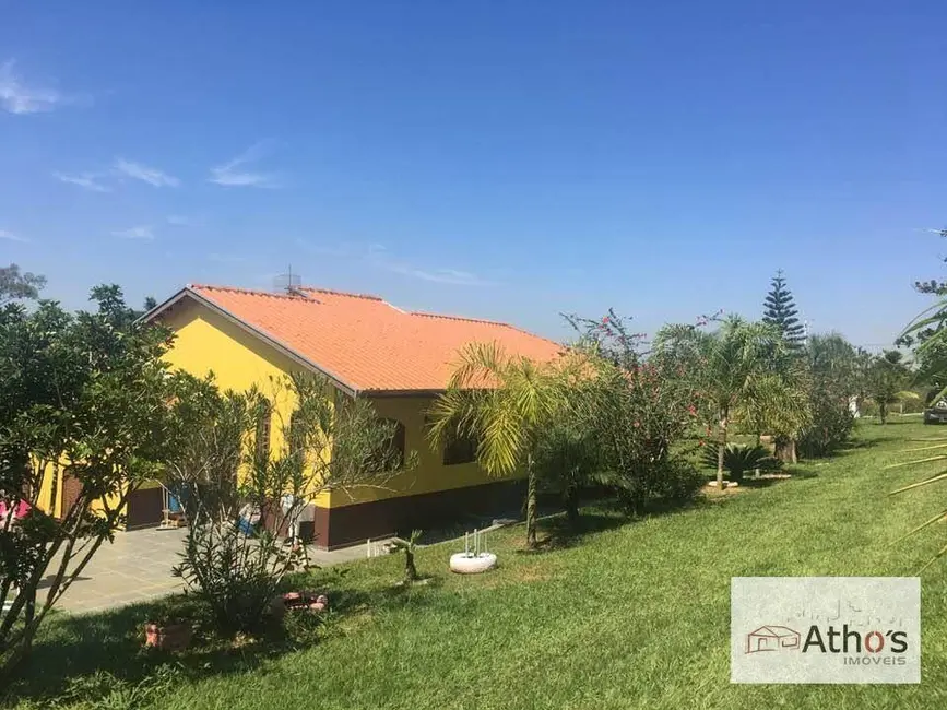 Foto 4 de Chácara com 3 quartos à venda, 2800m2 em Chácara Maracajás, Salto - SP