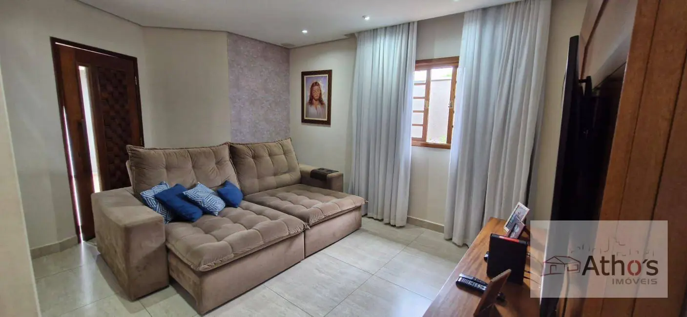 Foto 2 de Casa com 5 quartos à venda, 387m2 em Jardim Regina, Indaiatuba - SP