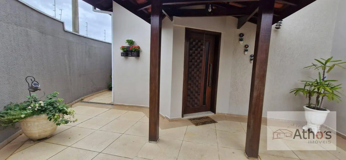 Foto 4 de Casa com 5 quartos à venda, 387m2 em Jardim Regina, Indaiatuba - SP