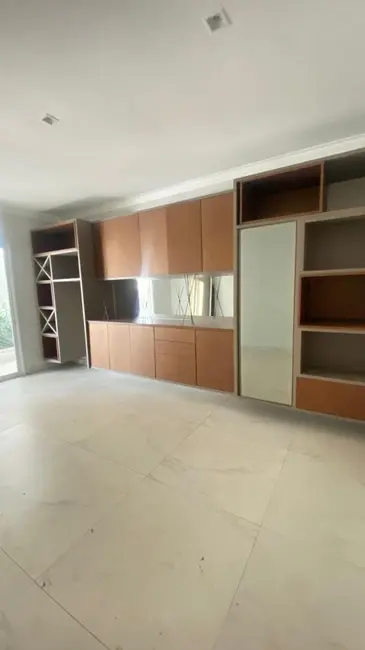 Foto 3 de Sobrado com 5 quartos à venda, 550m2 em Vila Suíça, Indaiatuba - SP