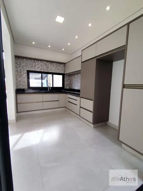Casa com 3 quartos à venda, 150m2 em Indaiatuba - SP - imagem 5 Foto 5 de Casa com 3 quartos à venda, 150m2 em Indaiatuba - SP