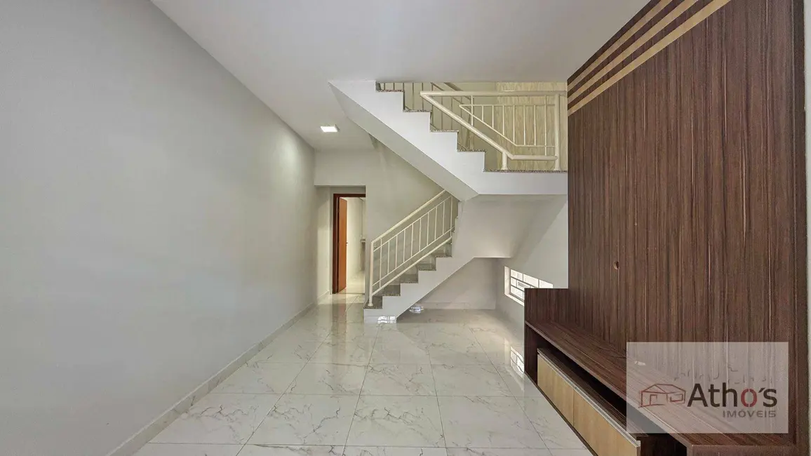 Foto 3 de Sobrado com 3 quartos à venda e para alugar, 165m2 em Jardim Tropical, Indaiatuba - SP