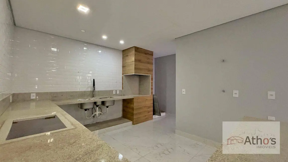 Foto 8 de Sobrado com 3 quartos à venda e para alugar, 165m2 em Jardim Tropical, Indaiatuba - SP