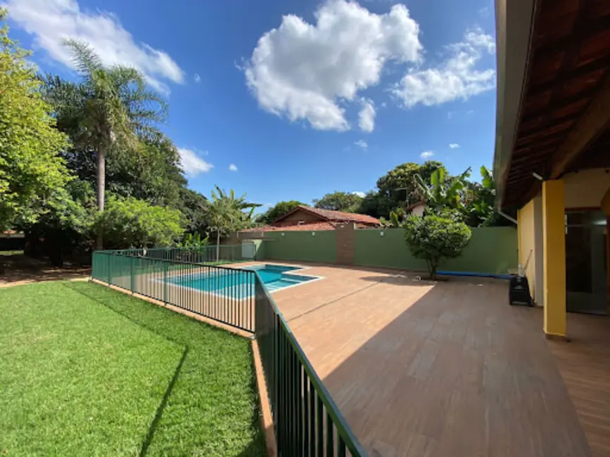 Foto 2 de Chácara com 1 quarto à venda, 1000m2 em Indaiatuba - SP