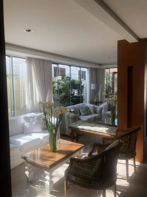 Casa com 5 quartos para alugar, 320m2 em Jurerê Internacional, Florianopolis - SC - imagem 4 Foto 4 de Casa com 5 quartos para alugar, 320m2 em Jurerê Internacional, Florianopolis - SC