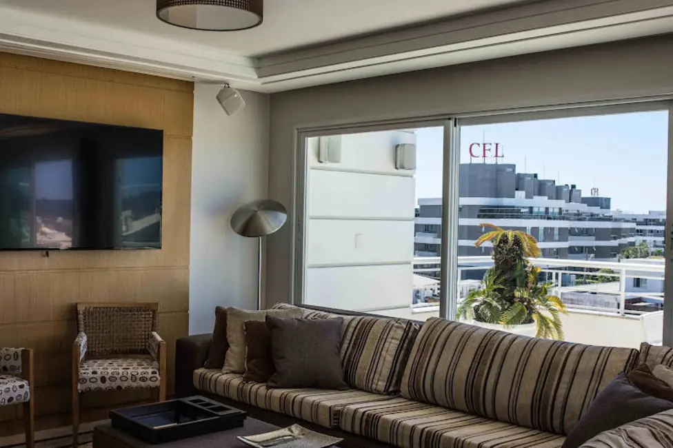 Cobertura com 3 quartos para alugar, 262m2 em Jurerê Internacional, Florianopolis - SC - imagem 8 Foto 8 de Cobertura com 3 quartos para alugar, 262m2 em Jurerê Internacional, Florianopolis - SC